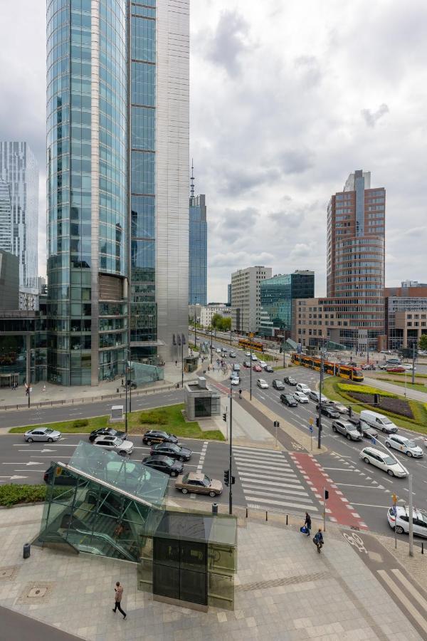 Jana Pawla Ii Next To The Metro By Renters Warschau